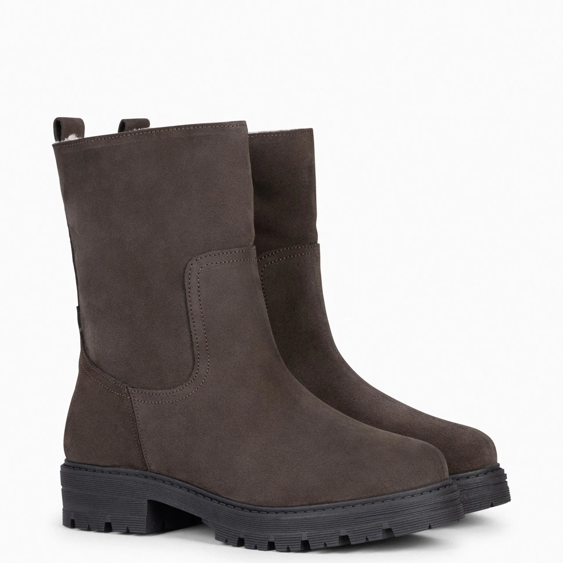 alaska__botin_de_mujer_co_1-1.webp Botines De Mujer<miMaO Alaska - Botin De Mujer Con Forro De Piel De Borrego Marron