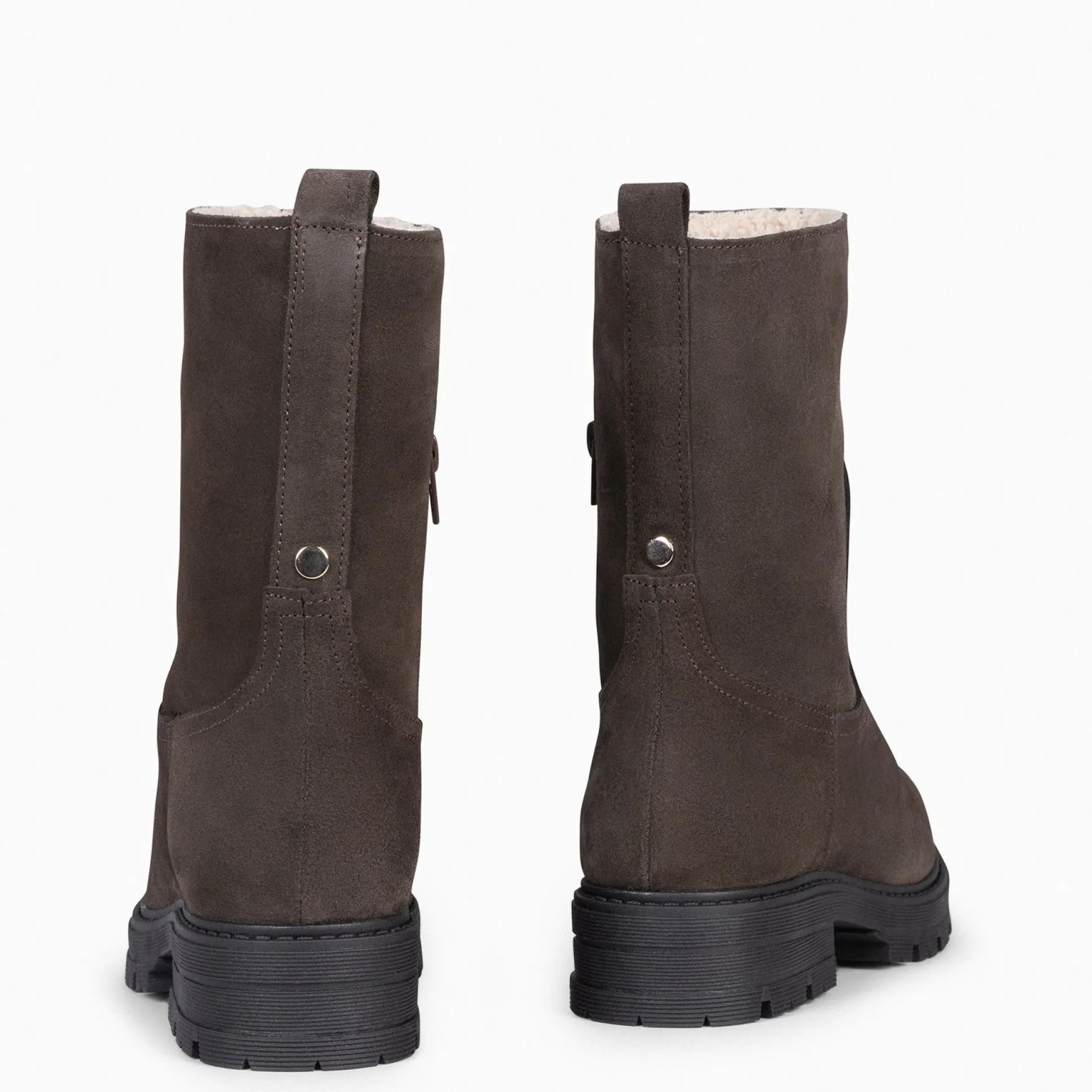 alaska__botin_de_mujer_co_2-1.webp Botines De Mujer<miMaO Alaska - Botin De Mujer Con Forro De Piel De Borrego Marron