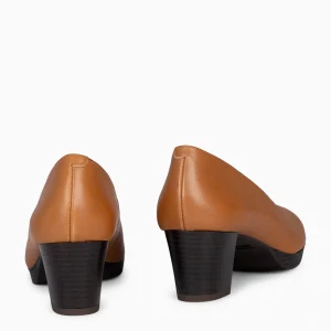 Urban Zapatos De Tacón<miMaO Azafata S - Zapatos De Tacón Bajo Con Plataforma Camel