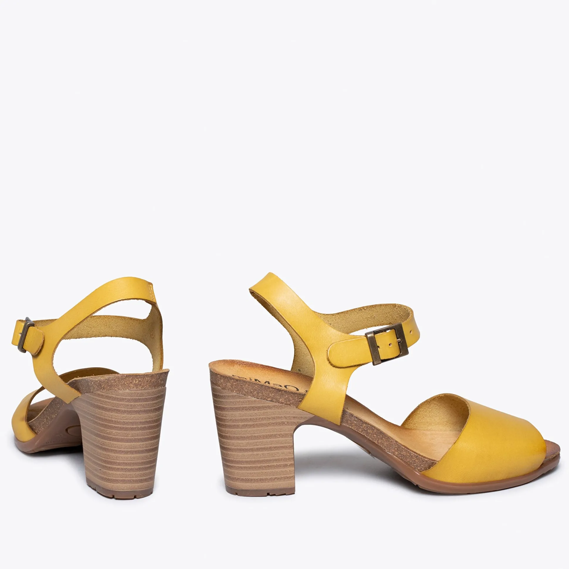 balear__sandalia_bio_most_2.webp Sandalias De Tacón<miMaO Balear – Sandalia Bio Mostaza Con Tacón