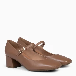 Mocasines Y Blucher<miMaO Bella – Merceditas Con Tacón Y Puntera Cuadrada Camel