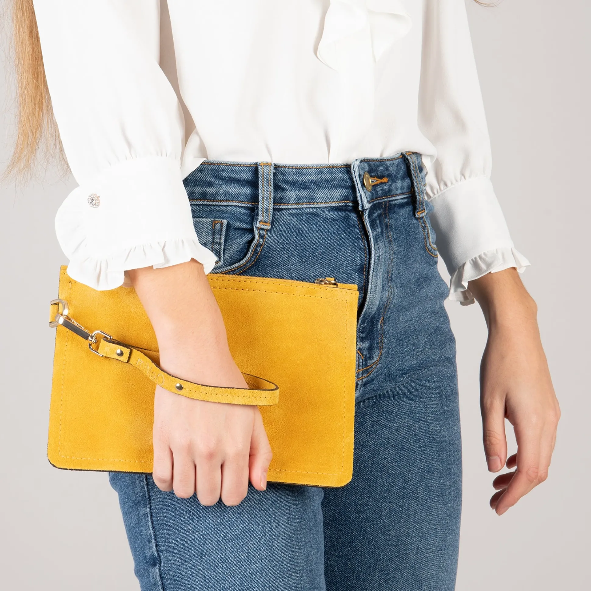 bolso_urban_liso_de_piel__2-13.webp Bolsos De Mujer<miMaO Bolso Urban Liso De Piel Amarillo