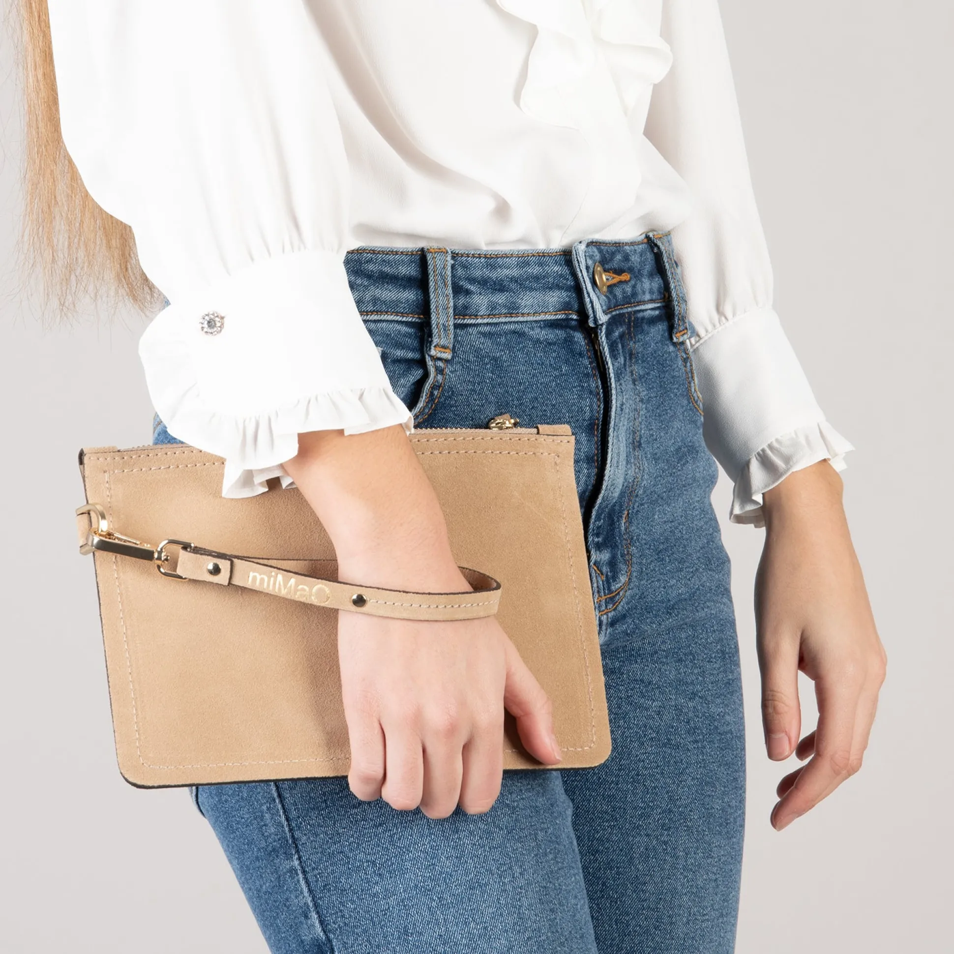 bolso_urban_liso_de_piel__2.webp Bolsos De Mujer<miMaO Bolso Urban Liso De Piel Arena