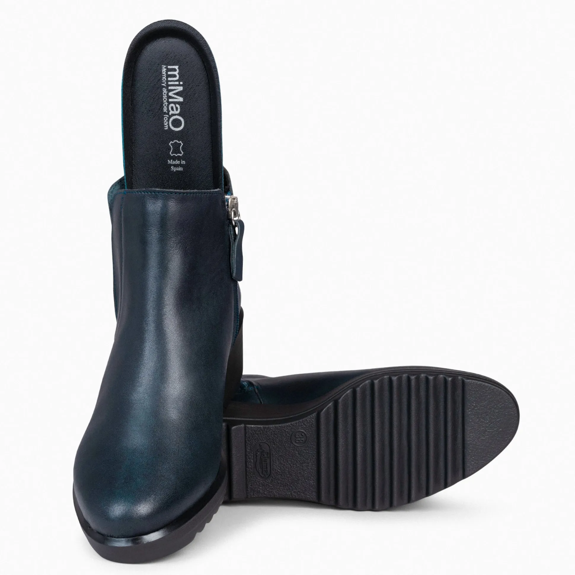 carli__botines_cuna_mujer_1-1.webp Botines De Mujer<miMaO Carli - Botines Cuna Mujer Marino