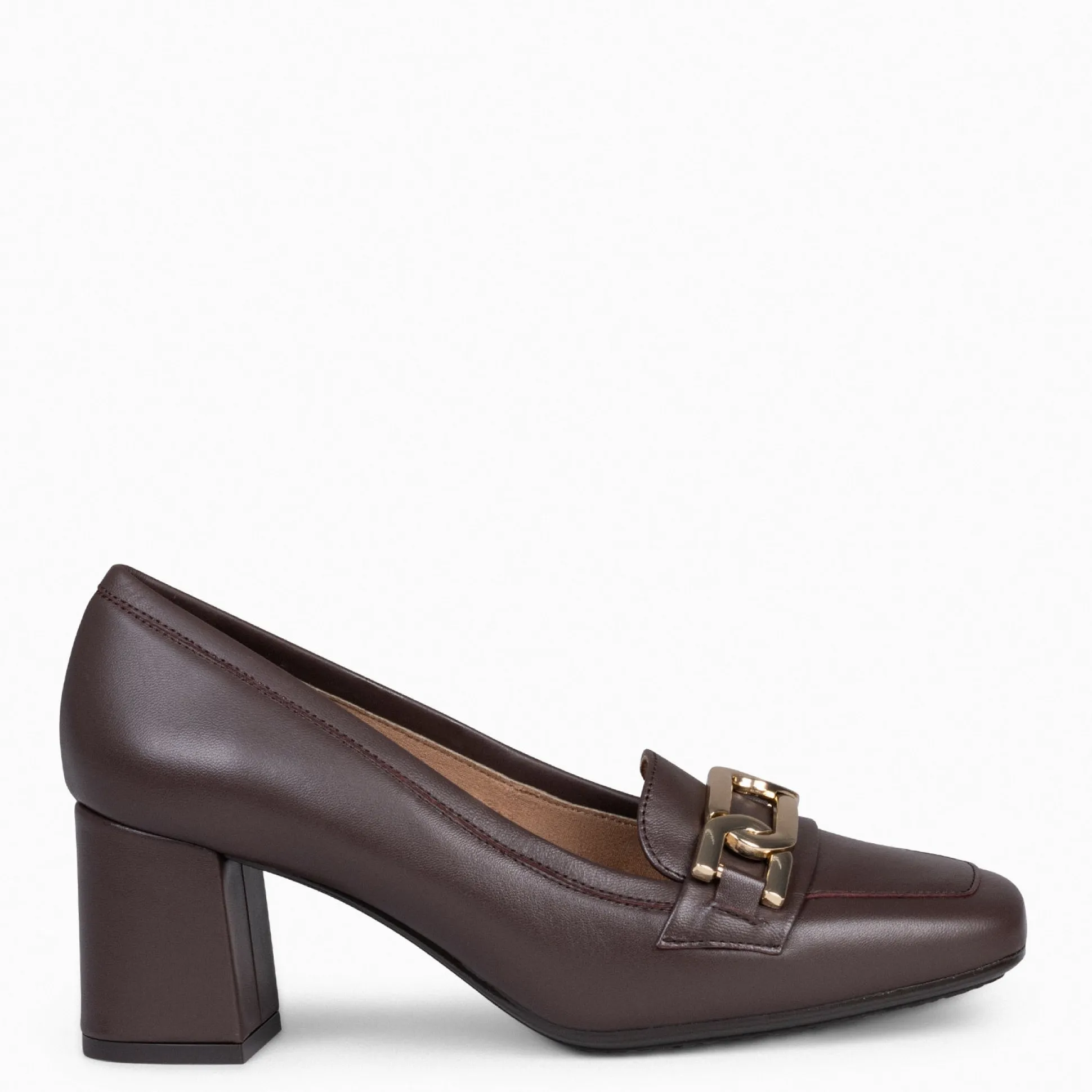 chain__mocasines_con_tacn_0-2.webp Mocasines Y Blucher<miMaO Chain – Mocasines Con Tacón Y Detalle Dorado Marron