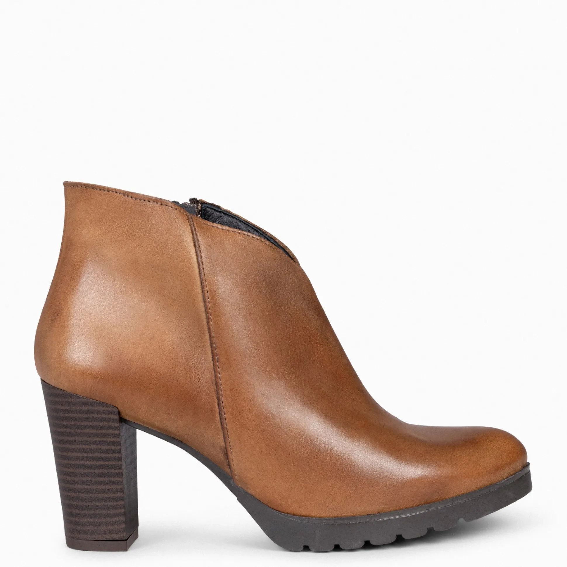 classic__botines_de_mujer_0-3.webp Botines De Mujer<miMaO Classic - Botines De Mujer Con Tacón Camel