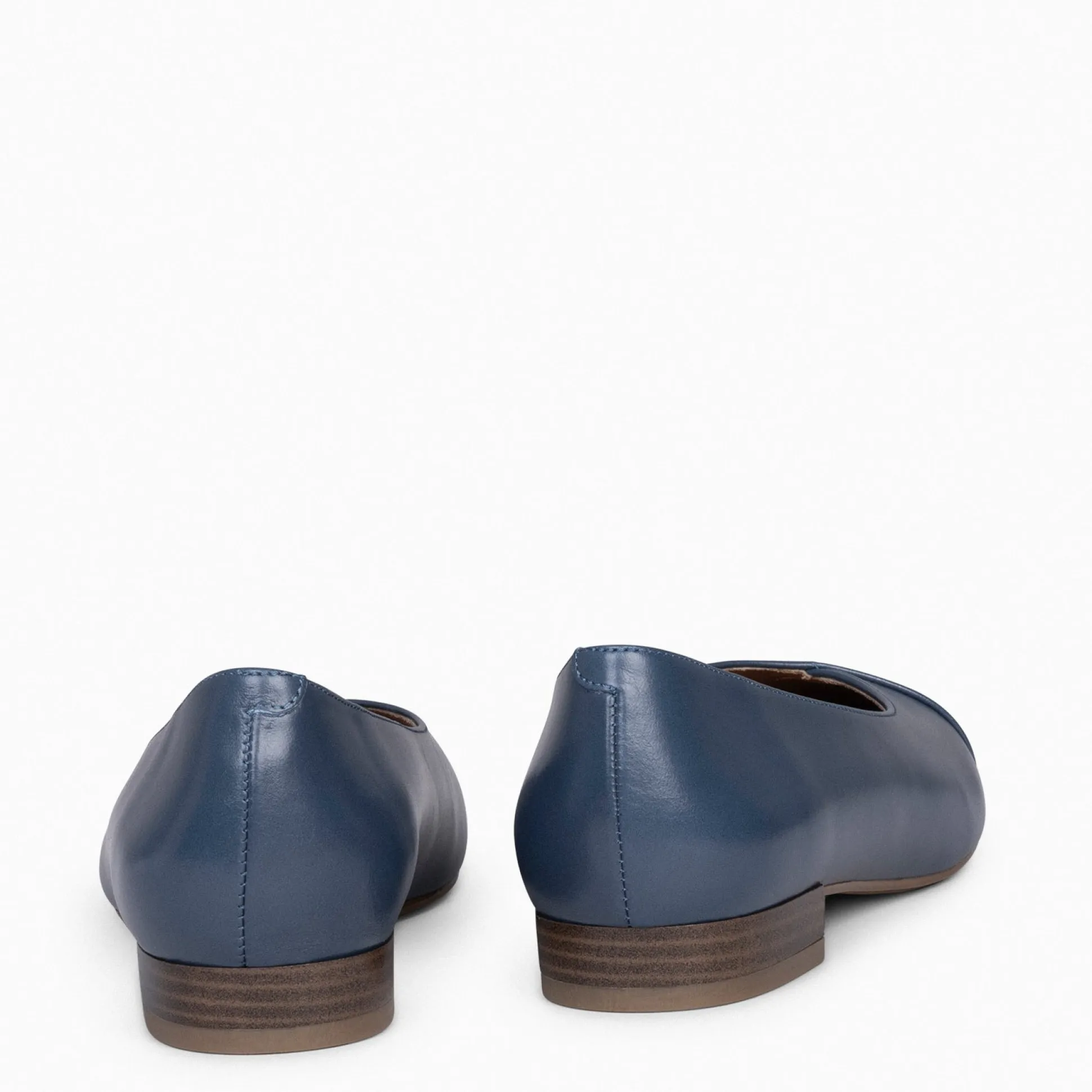 marie__zapatos_bajos_de_p_3-5.webp Mocasines Y Blucher<miMaO Marie – Zapatos Bajos De Punta Fina Azul