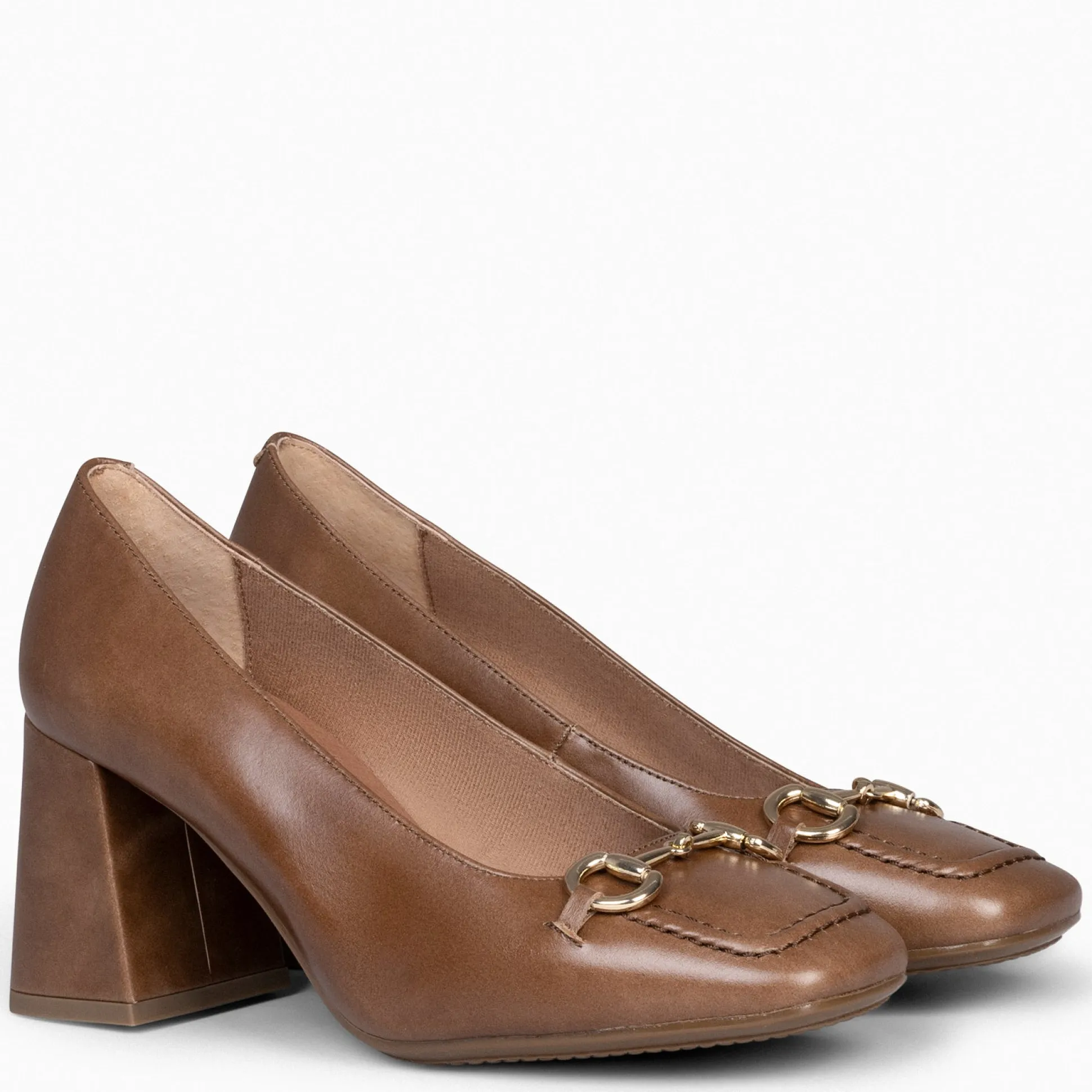 mia__zapatos_con_tacn_blo_1-2.webp Mocasines Y Blucher<miMaO Mia – Zapatos Con Tacón Bloque Taupe