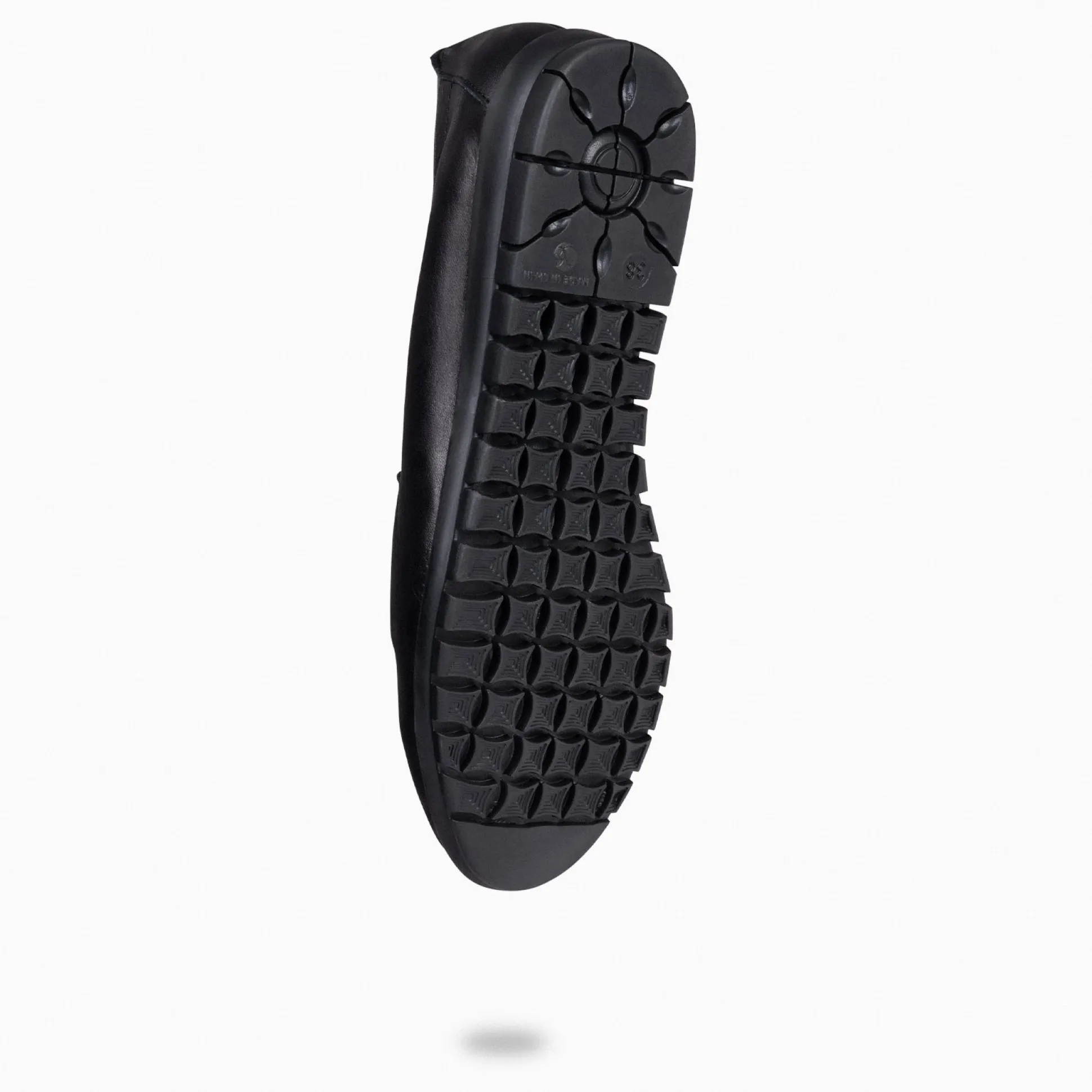 mocasines_con_antifaz_n_4.webp Cunas Confort<miMaO 360 - Mocasines Con Antifaz Negro