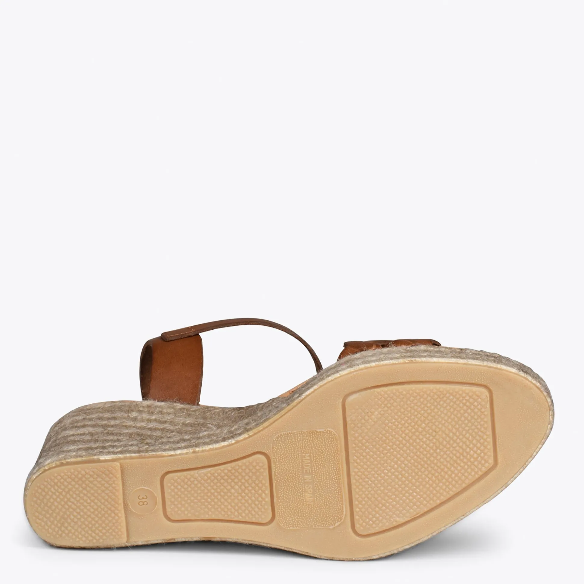 oasis__cunas_de_esparto_t_4-3.webp Esparto Y Alpargatas<miMaO Oasis – Cunas De Esparto Tostado Con Trenza Marron
