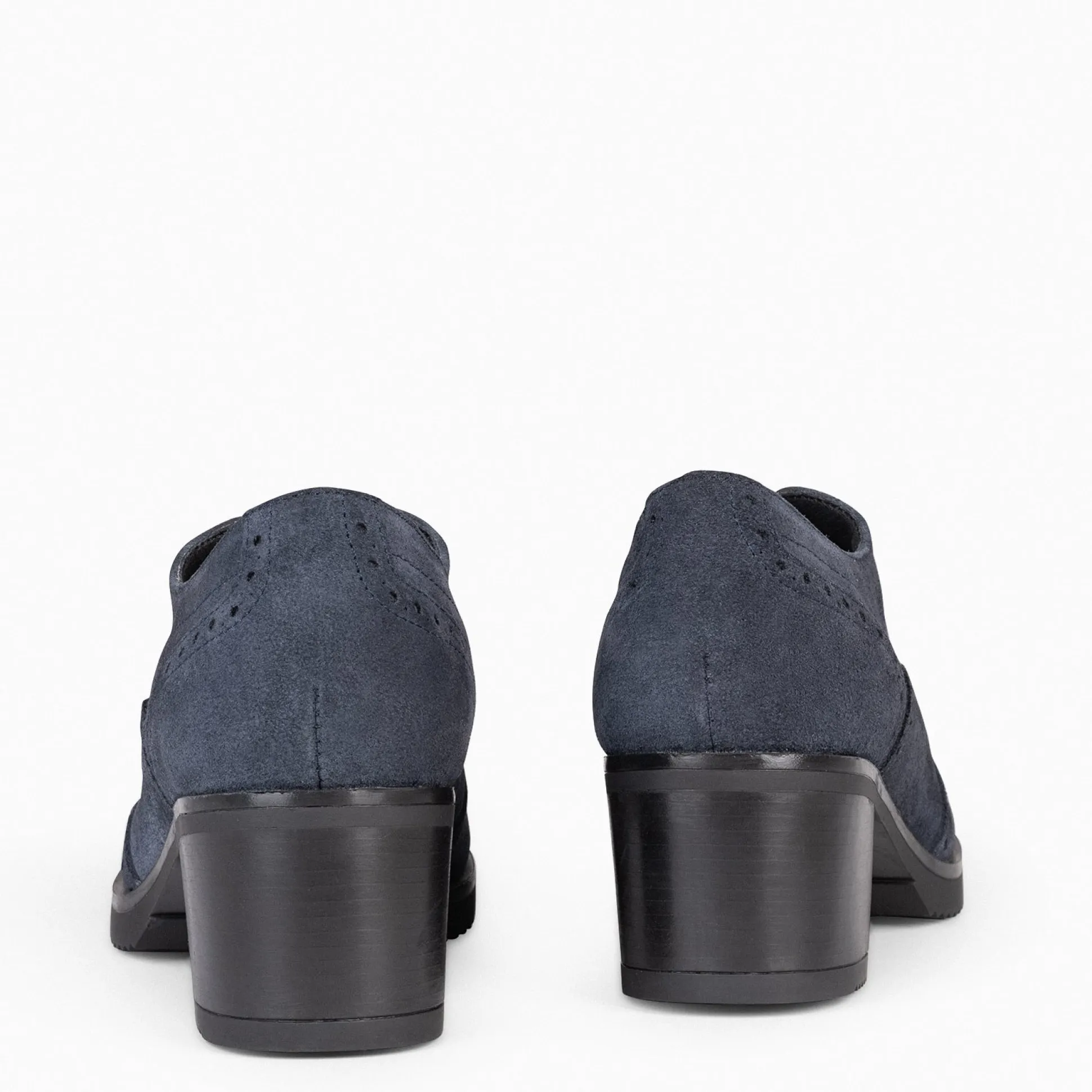 oxford__blucher_de_mujer__3-2.webp Mocasines Y Blucher<miMaO Oxford – Blucher De Mujer Con Tacón Marino