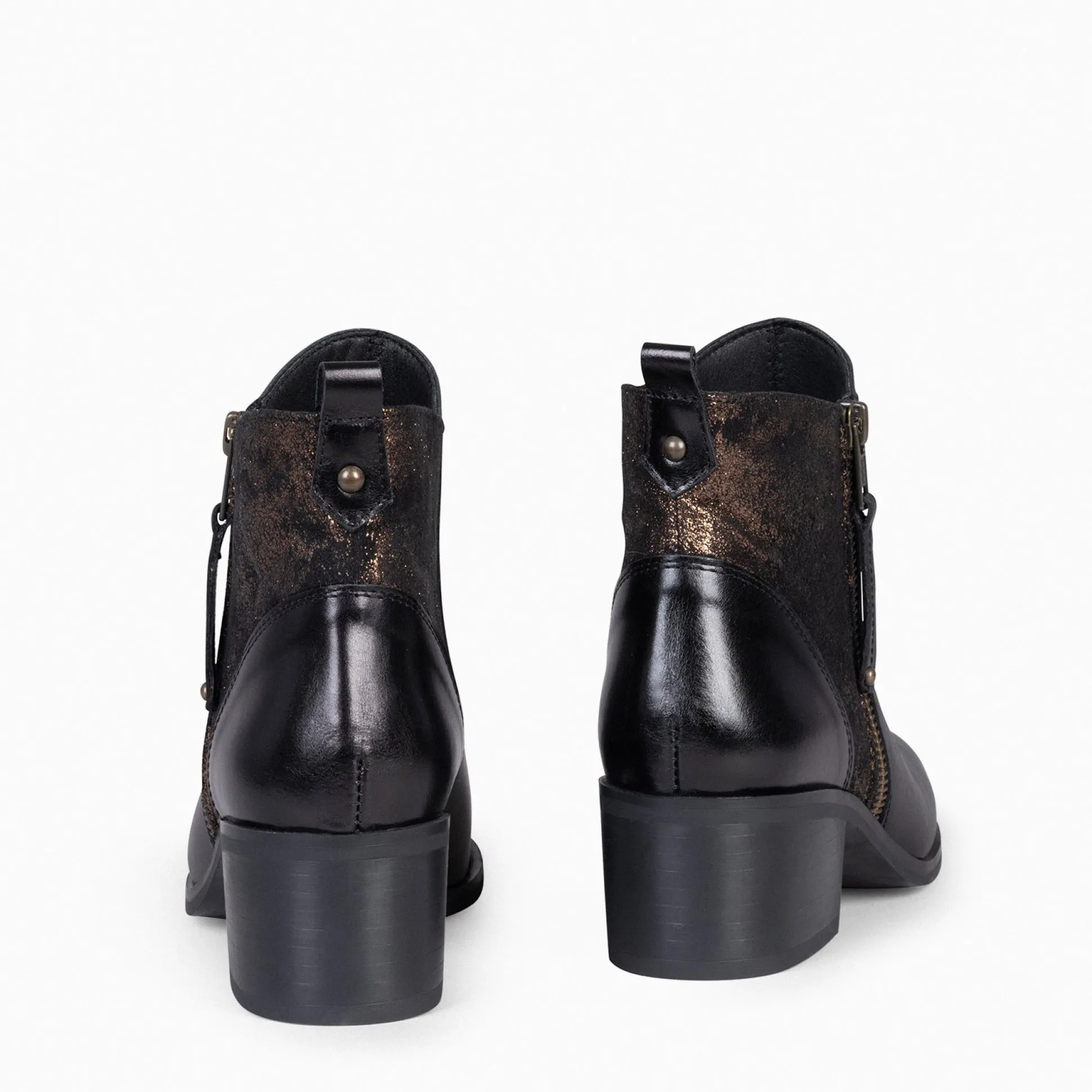 rebecca__botines_con_tacn_2-1.webp Botines De Mujer<miMaO Rebecca - Botines Con Tacón Para Mujer Negro Y Bronce
