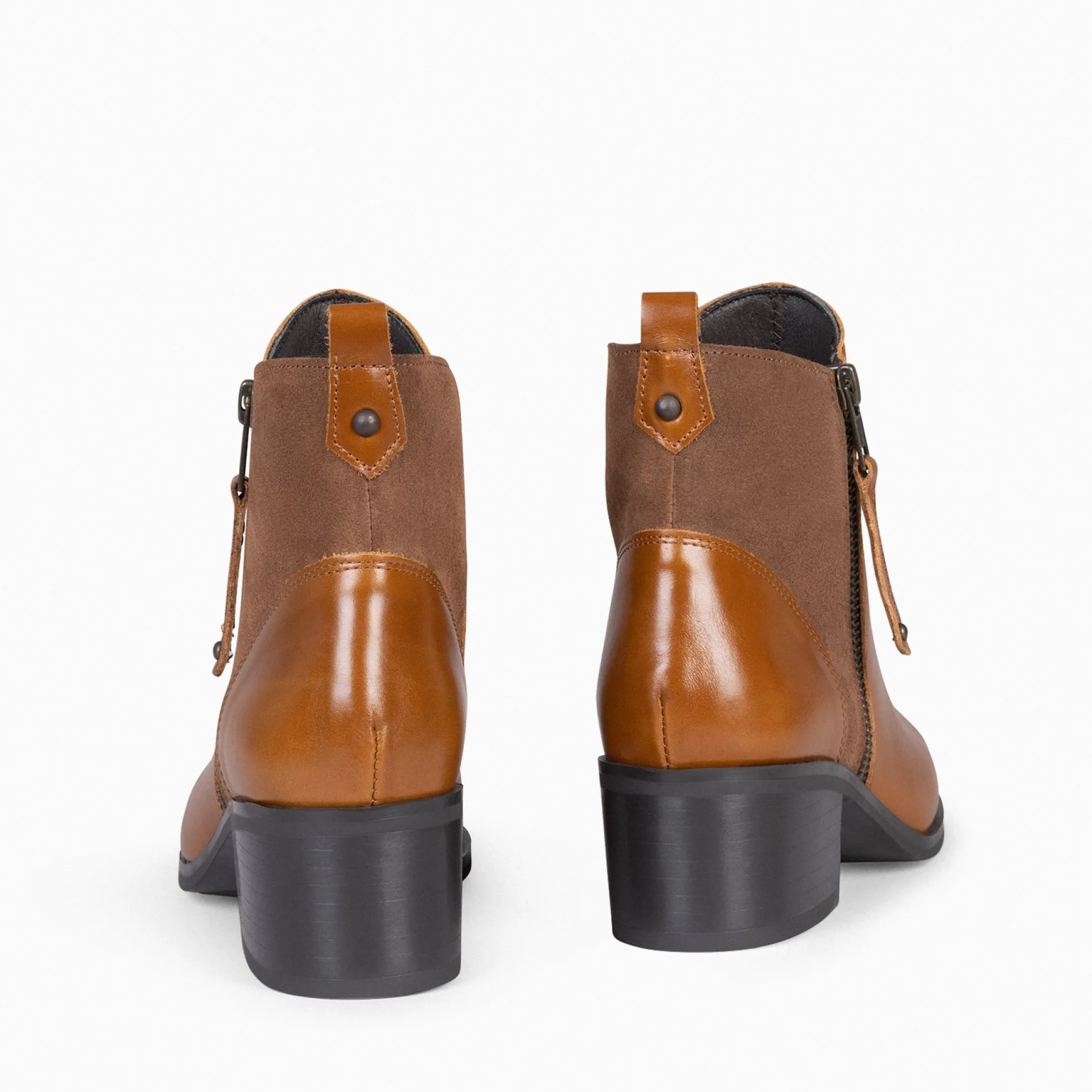 rebecca__botines_con_tacn_2-2.webp Botines De Mujer<miMaO Rebecca - Botines Con Tacón Para Mujer Camel