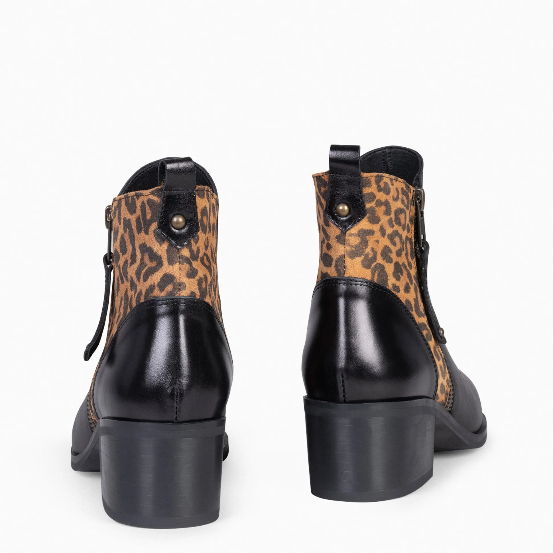 rebecca__botines_con_tacn_2-3.webp Botines De Mujer<miMaO Rebecca - Botines Con Tacón Para Mujer Leopardo