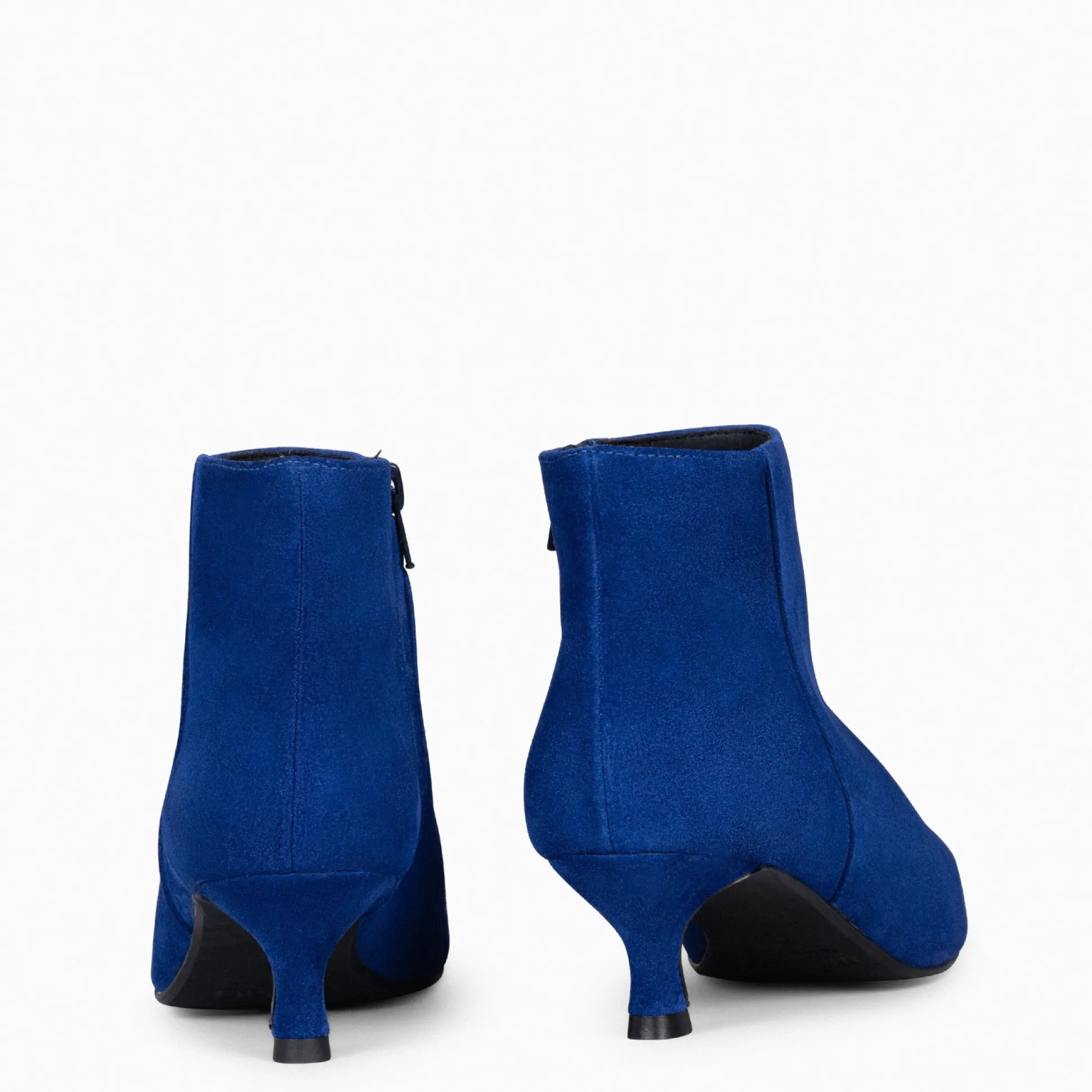 royal__botines_tacn_bajo__2-1.webp Botines De Mujer<miMaO Royal - Botines Tacón Bajo Azulon Serraje