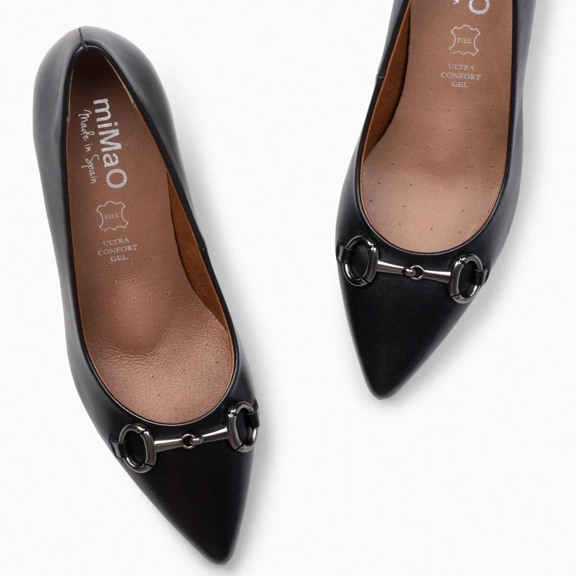stiletto_elegance__zapato_2.webp Zapatos De Fiesta<miMaO Stiletto Elegance - Zapatos De Tacón De Aguja Con Adorno Metalizado Negro