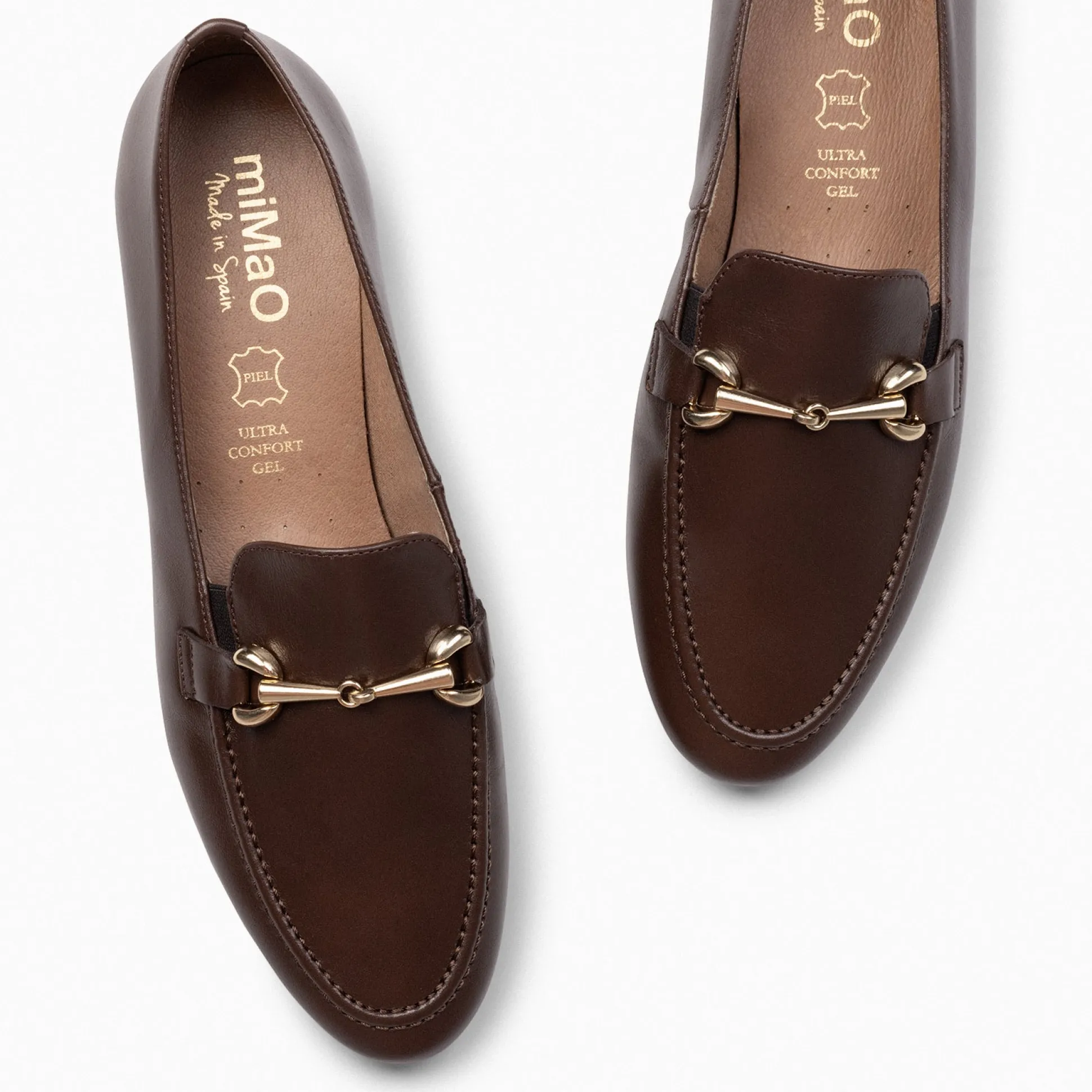 style__mocasines_con_deta_2-4.webp Mocasines Y Blucher<miMaO Style - Mocasines Con Detalle Metalizado Cafe