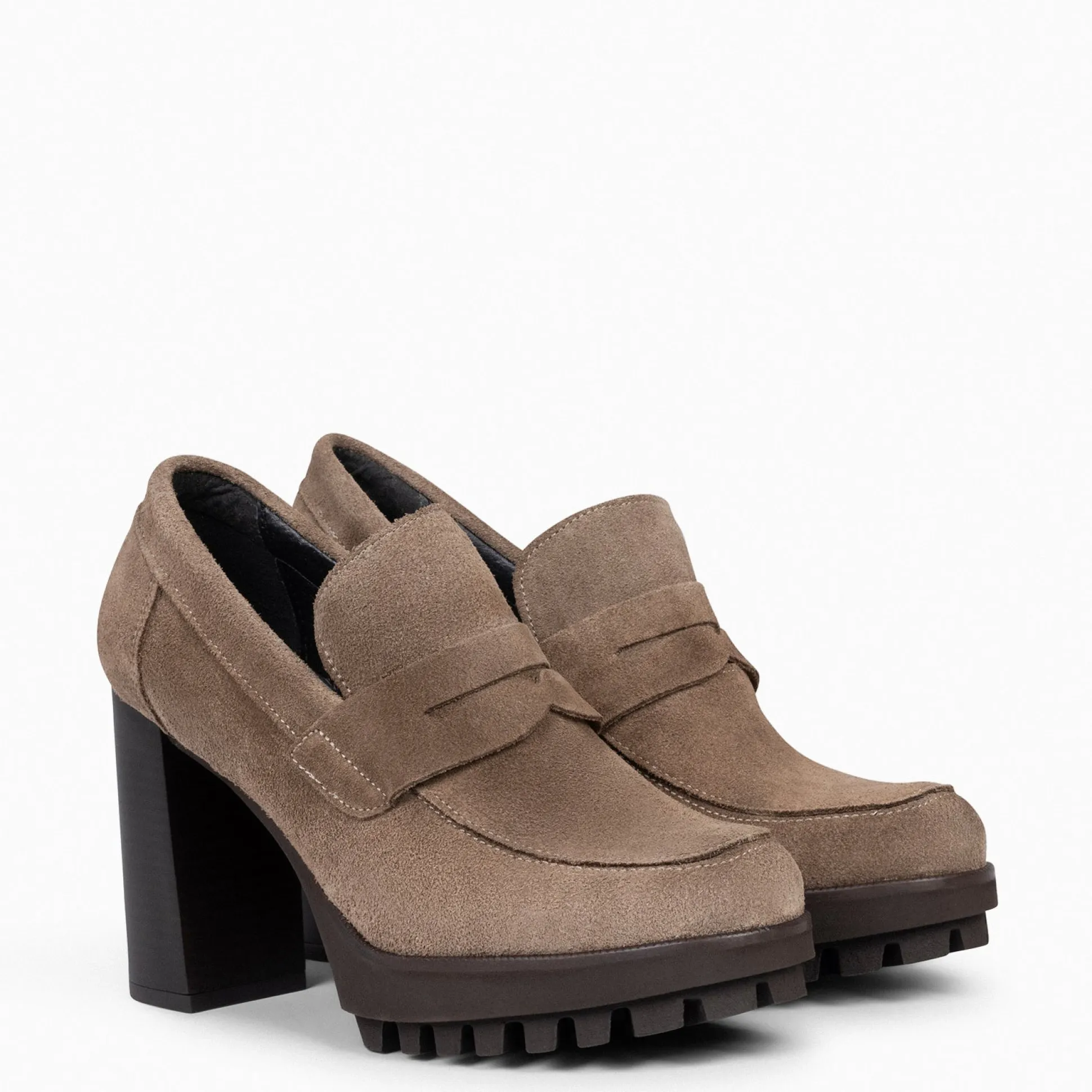 trend__mocasin_con_tacn_y_1-6.webp Mocasines Y Blucher<miMaO Trend – Mocasin Con Tacón Y Plataforma Taupe