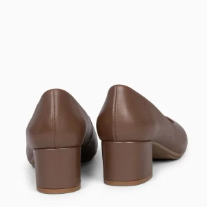Urban Zapatos De Tacón<miMaO Urban Redondo Salon - Zapatos De Tacón Bajo De Napa Marron