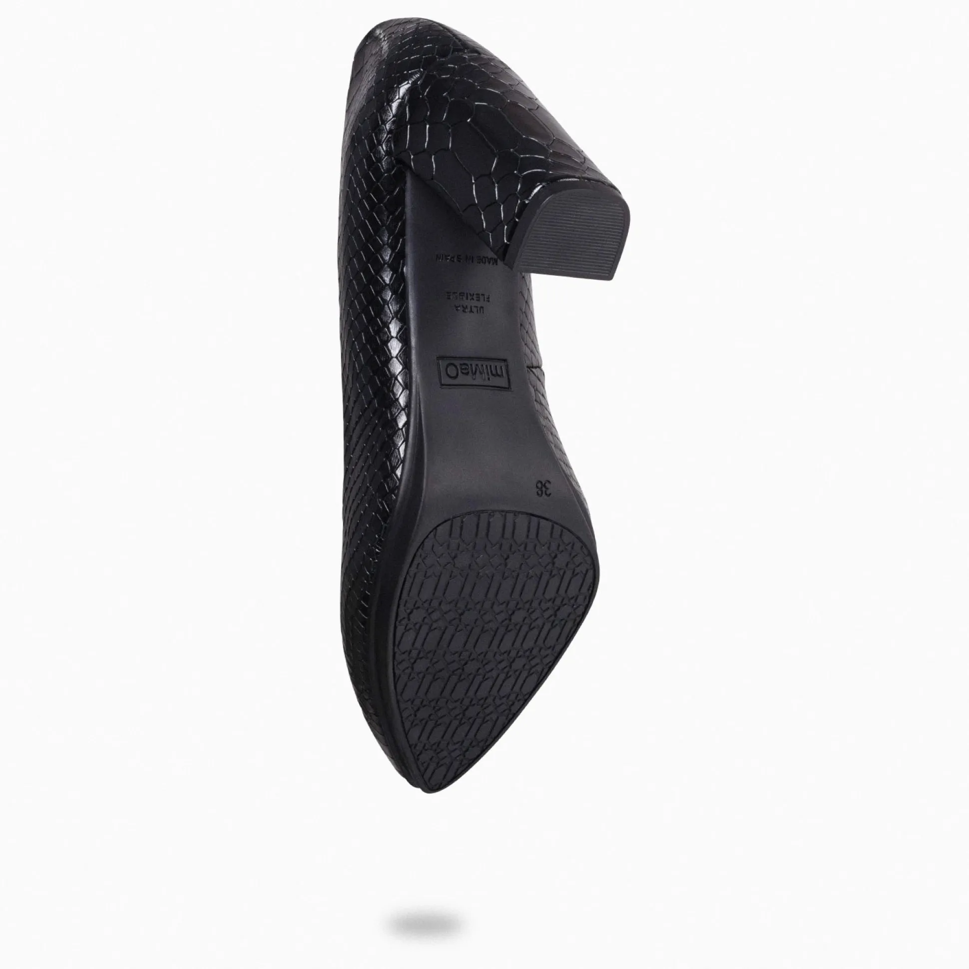 urban_sauvage__zapatos_de_4-1.webp Zapatos De Fiesta<miMaO Urban Sauvage - Zapatos De Salon Con Textura De Serpiente Negro