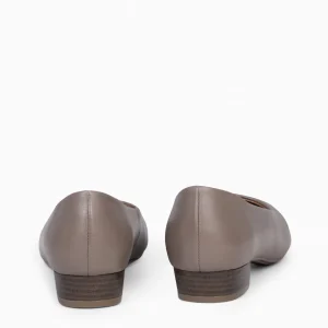 Urban Zapatos De Tacón<miMaO Urban Xs - Zapatos De Tacón Bajo De Napa Taupe