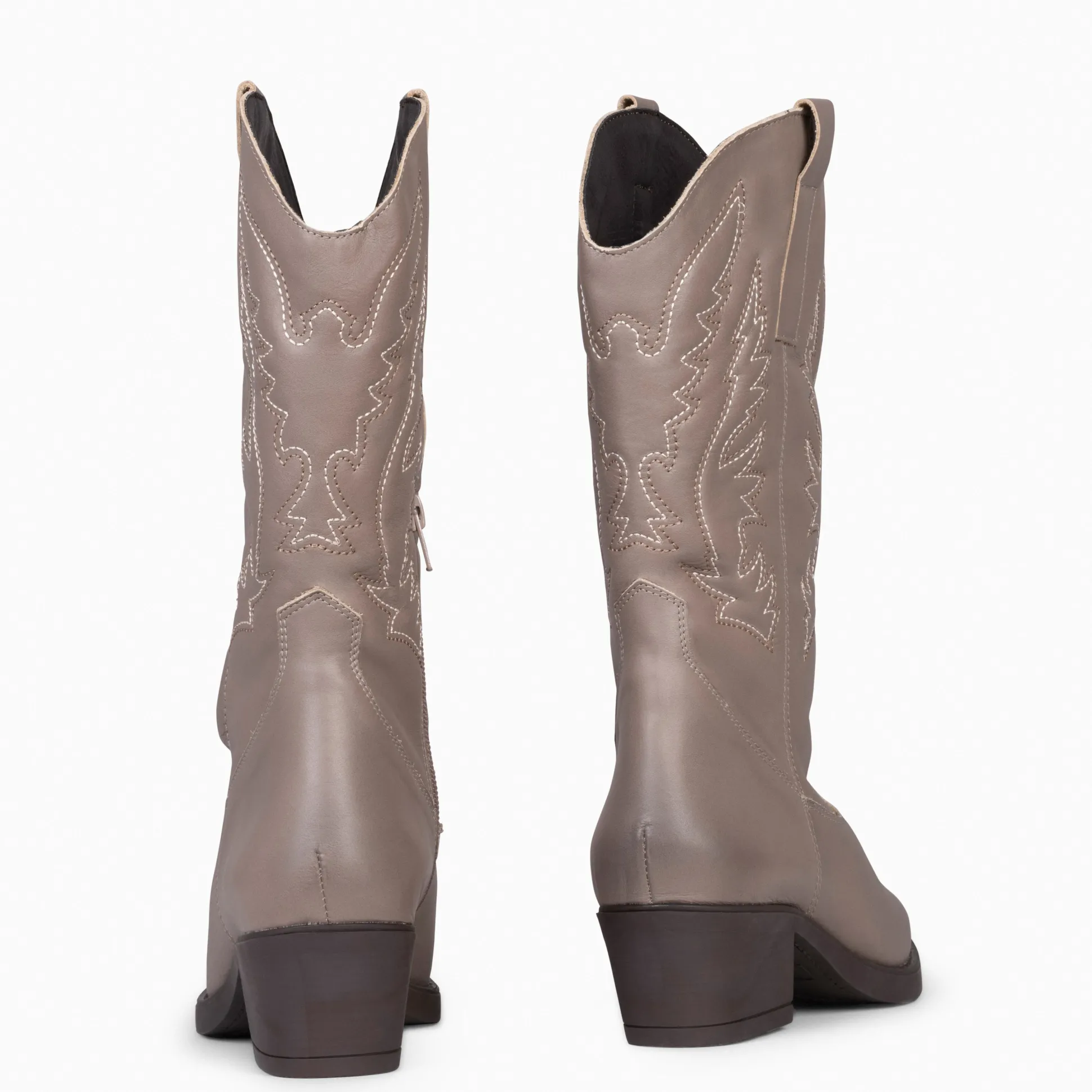 utah__botas_cowboy_bordad_2-1.webp Botas<miMaO Utah - Botas Cowboy Bordado Taupe