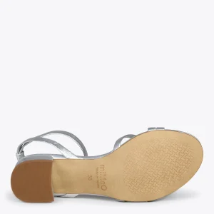 Sandalias De Tacón<miMaO Viena - Sandalias De Tiras Finas Y Tacón Bajo Plata